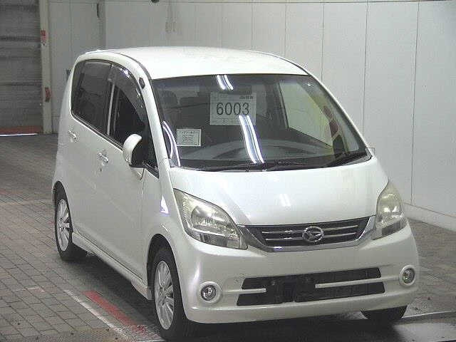 DAIHATSU MOVE — фото