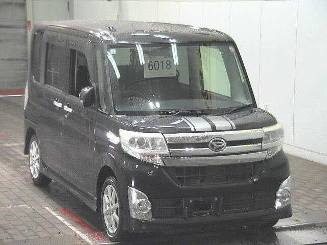 DAIHATSU TANTO — фото