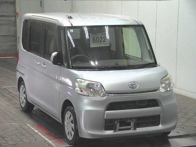 DAIHATSU TANTO — фото