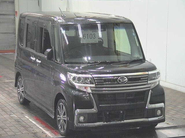 DAIHATSU TANTO — фото