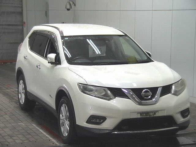 NISSAN X TRAIL — фото