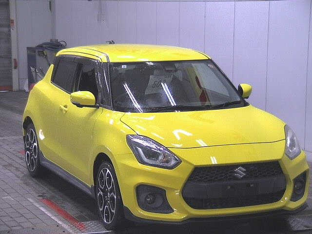 SUZUKI SWIFT — фото