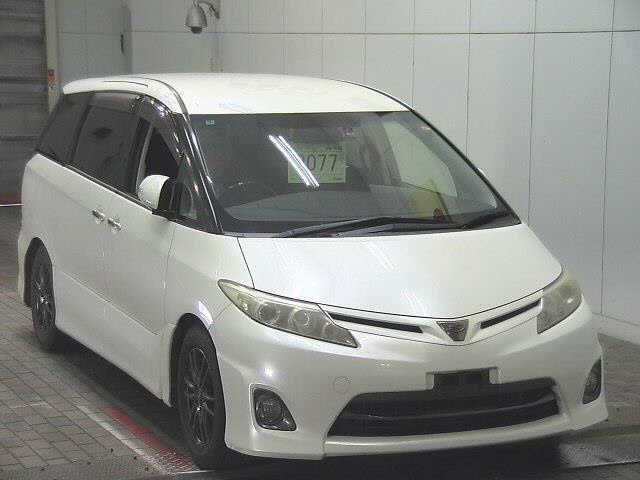 TOYOTA ESTIMA — фото