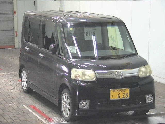 DAIHATSU TANTO — фото