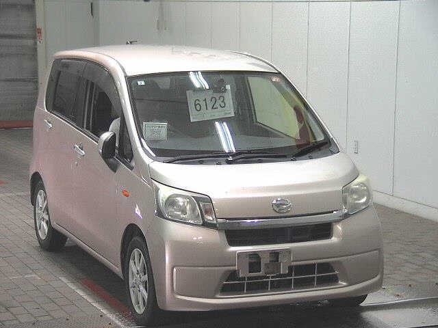 DAIHATSU MOVE — фото