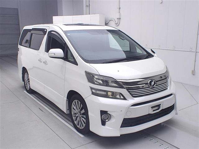 TOYOTA VELLFIRE — фото