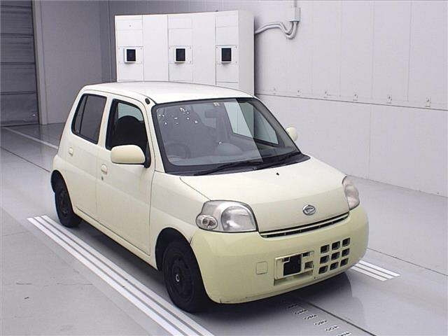 DAIHATSU ESSE — фото