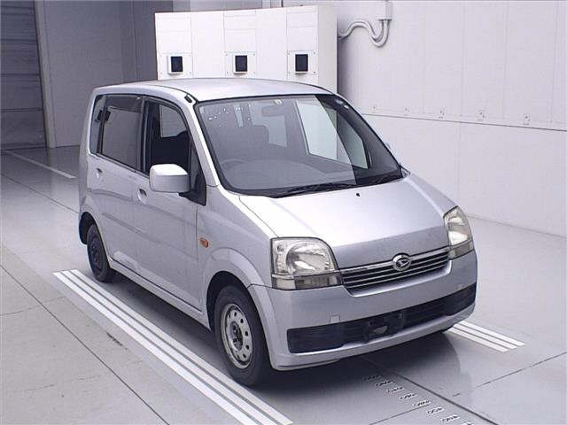 DAIHATSU MOVE — фото