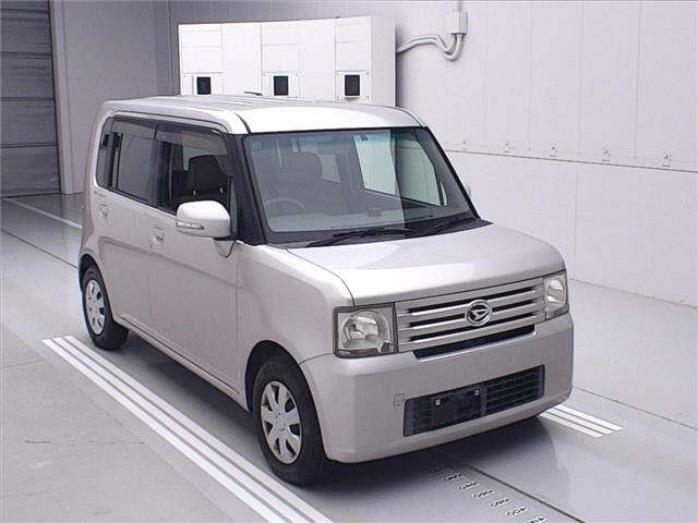 DAIHATSU MOVE — фото