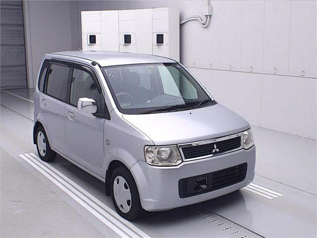 MITSUBISHI EK — фото