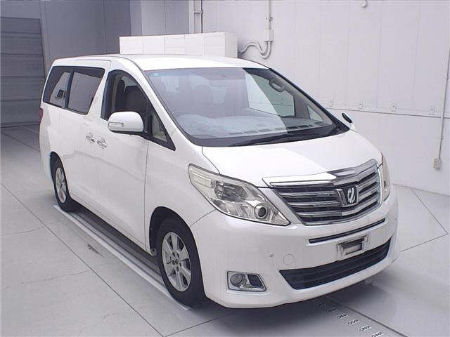 TOYOTA ALPHARD — фото