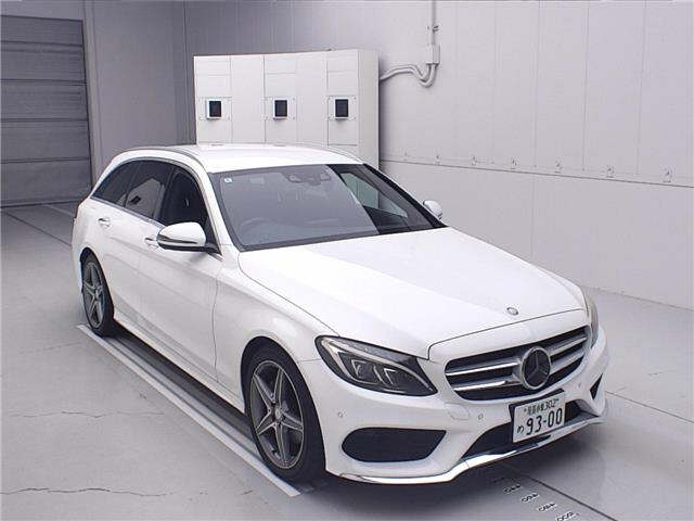 MERCEDES-BENZ C — фото