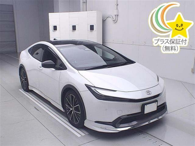 TOYOTA PRIUS — фото