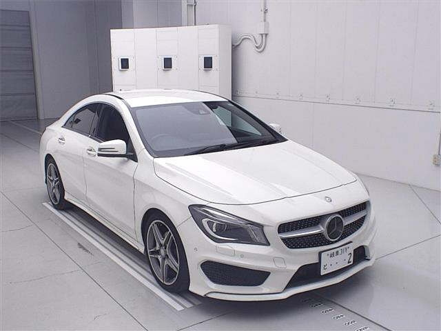 MERCEDES-BENZ CLA — фото