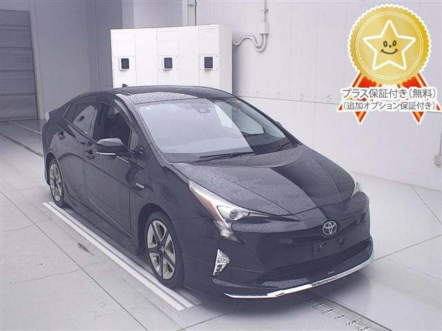 TOYOTA PRIUS — фото