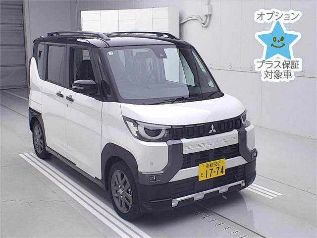 MITSUBISHI DELICA — фото