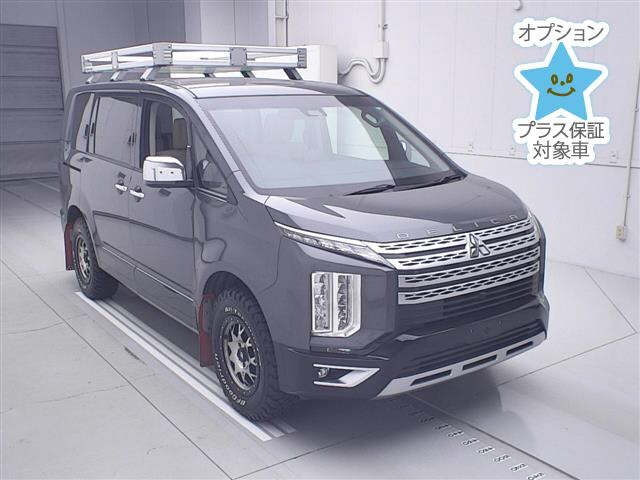 MITSUBISHI DELICA — фото