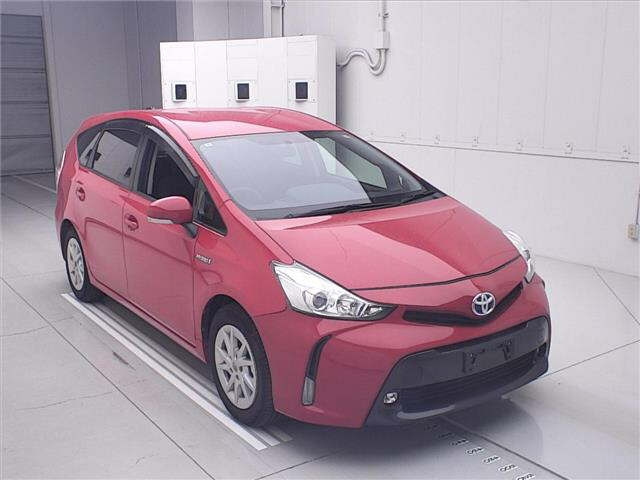 TOYOTA PRIUS — фото