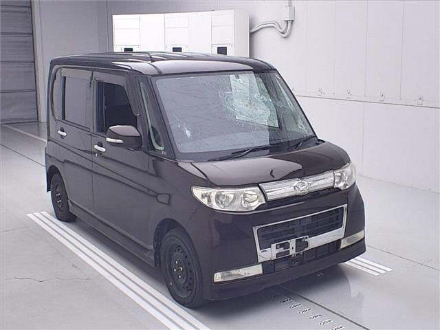 DAIHATSU TANTO — фото
