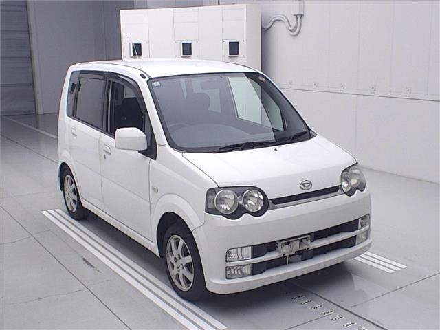 DAIHATSU MOVE — фото