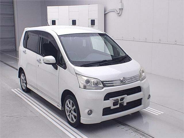 DAIHATSU MOVE — фото