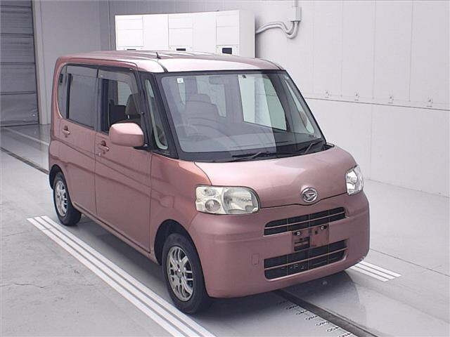 DAIHATSU TANTO — фото