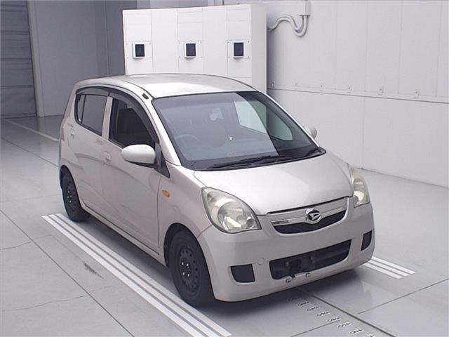 DAIHATSU MIRA — фото