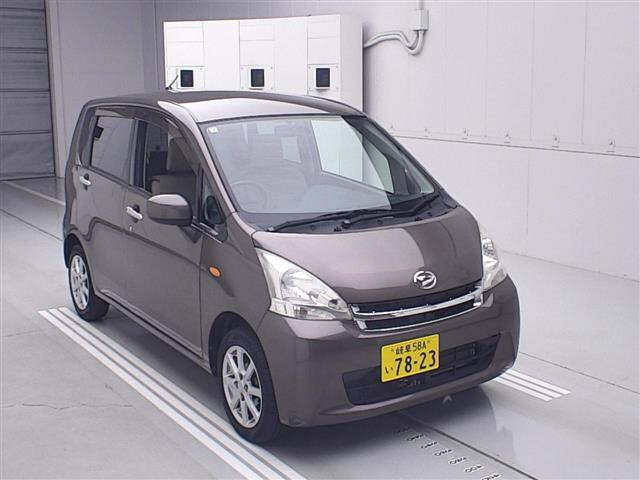 DAIHATSU MOVE — фото