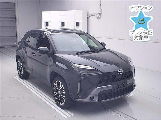 TOYOTA YARIS — фото