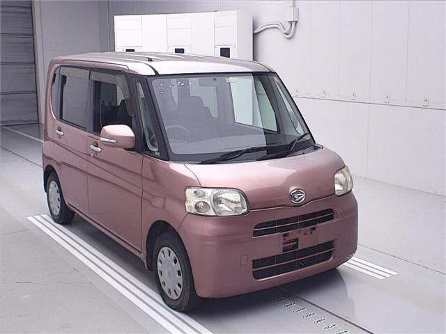 DAIHATSU TANTO — фото