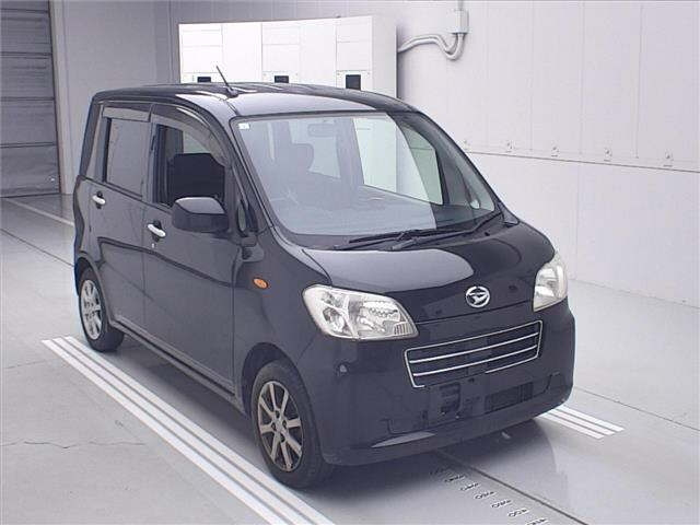 DAIHATSU TANTO — фото