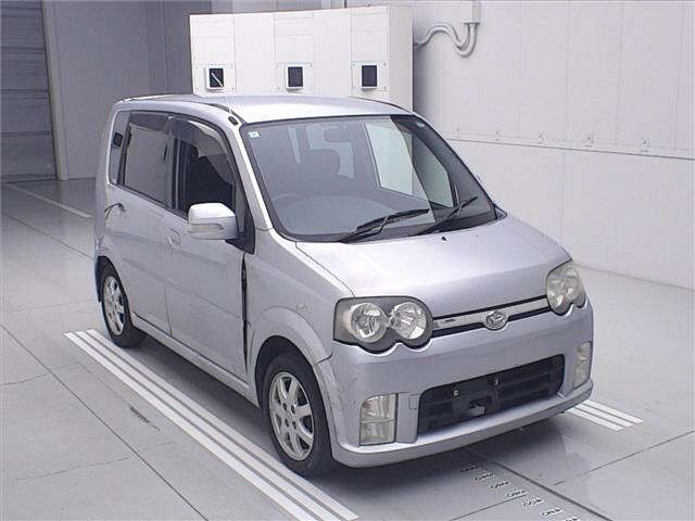 DAIHATSU MOVE — фото