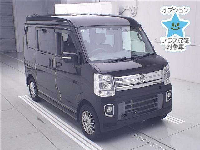 NISSAN CLIPPER — фото
