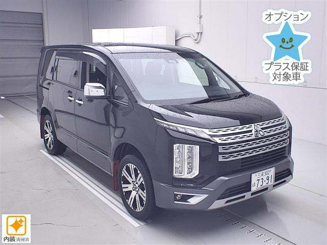 MITSUBISHI DELICA — фото