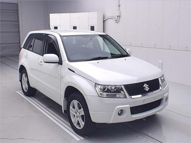 SUZUKI ESCUDO — фото