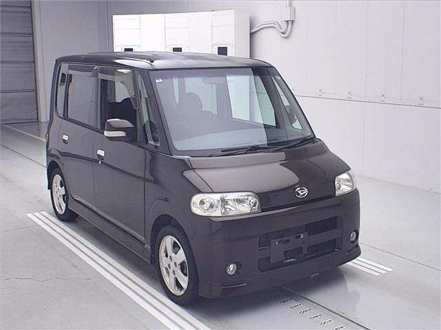 DAIHATSU TANTO — фото