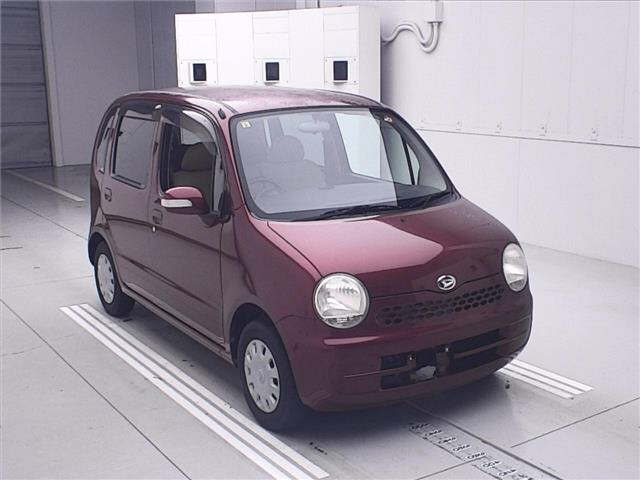 DAIHATSU MOVE — фото