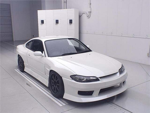 NISSAN SILVIA — фото