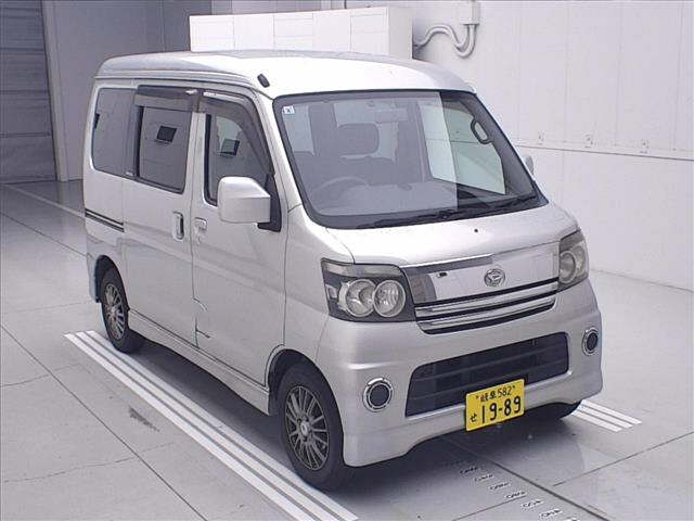 DAIHATSU ATRAI — фото