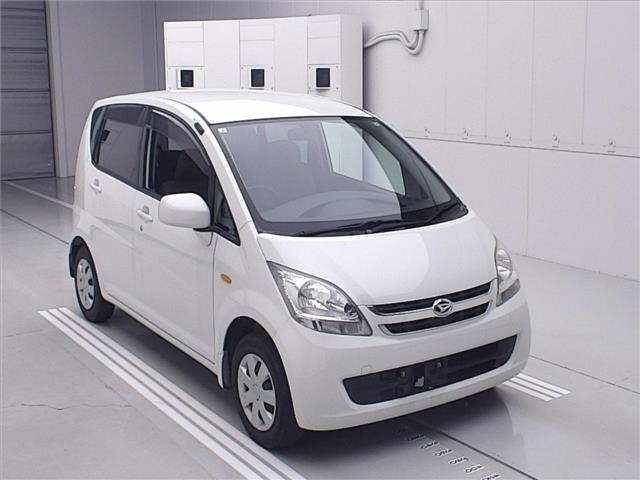DAIHATSU MOVE — фото