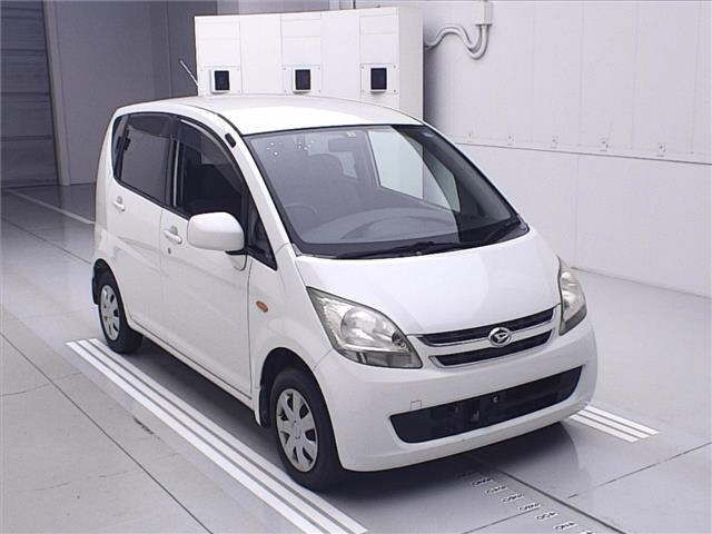 DAIHATSU MOVE — фото