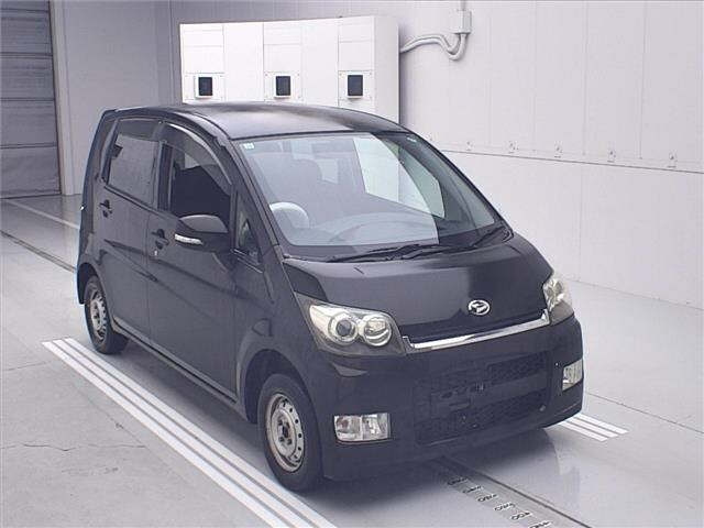 DAIHATSU MOVE — фото