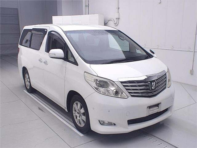 TOYOTA ALPHARD — фото