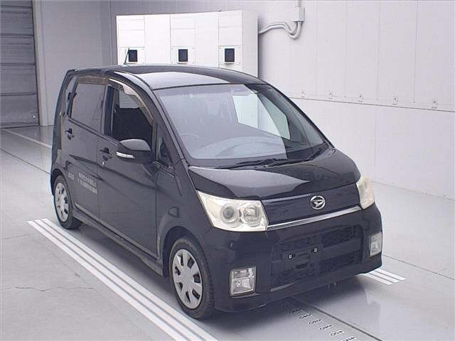 DAIHATSU MOVE — фото