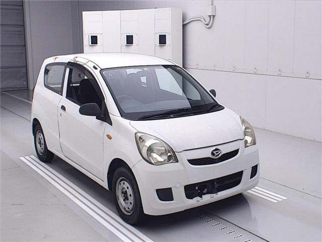DAIHATSU MIRA — фото