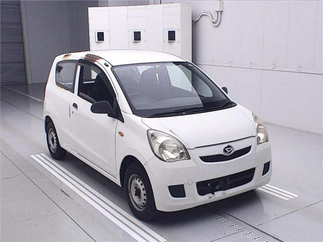DAIHATSU MIRA — фото