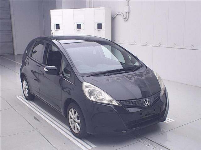 HONDA FIT — фото