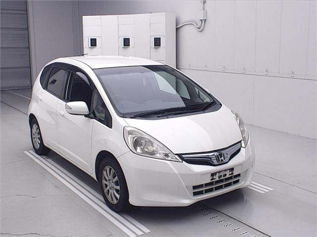 HONDA FIT — фото