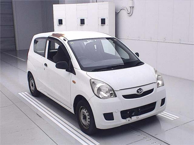 DAIHATSU MIRA — фото