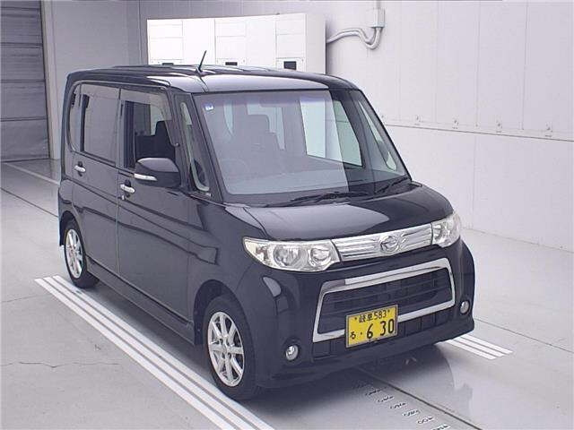 DAIHATSU TANTO — фото